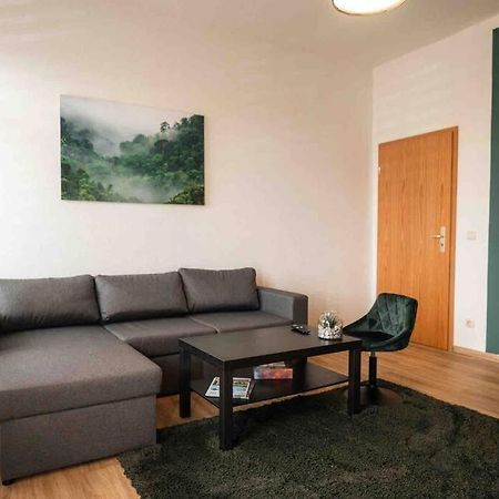 Ferienwohnung Bali Style Mit High Speed Wlan Und Gratis Parkplatz Gera Luaran gambar