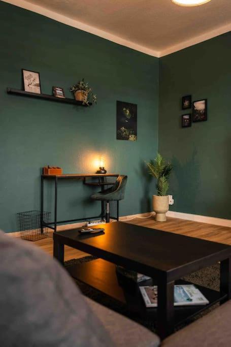 Ferienwohnung Bali Style Mit High Speed Wlan Und Gratis Parkplatz Gera Luaran gambar